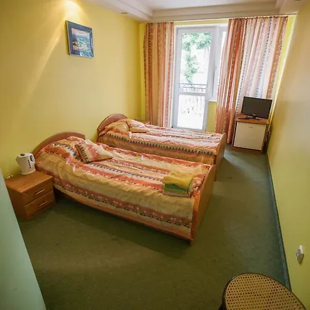 Klif Pokoje Goscinne Pensjonat Mielno (Koszalin)