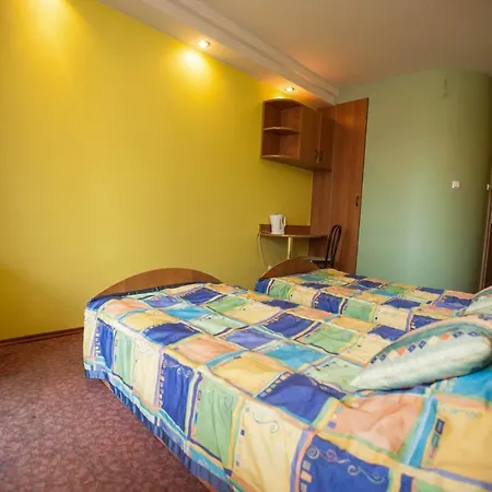 Klif Pokoje Goscinne Pensjonat Mielno (Koszalin)